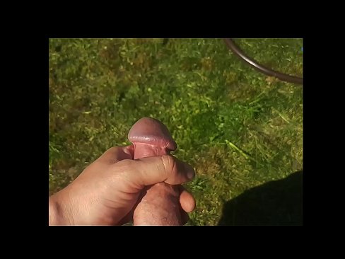 ❤️ Hot hottie gets kanyang pink puki fucked at cums sa isang pumulandit sa isang summer garden ❤ Sex video sa tl.camporner.top