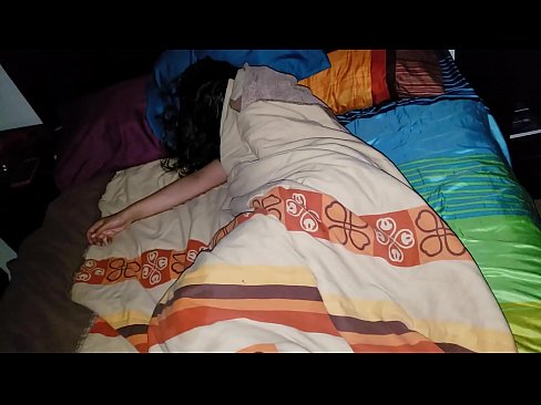 ❤️ Pinupunasan ng stepson ang kanyang batang madrasta habang natutulog ito. ❤ Sex video sa tl.camporner.top